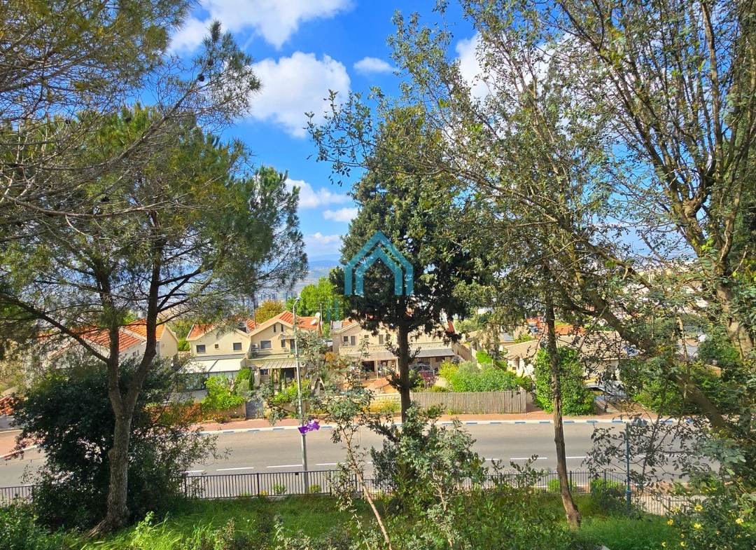 להשכרה בהר יונה – רחוב אגמון