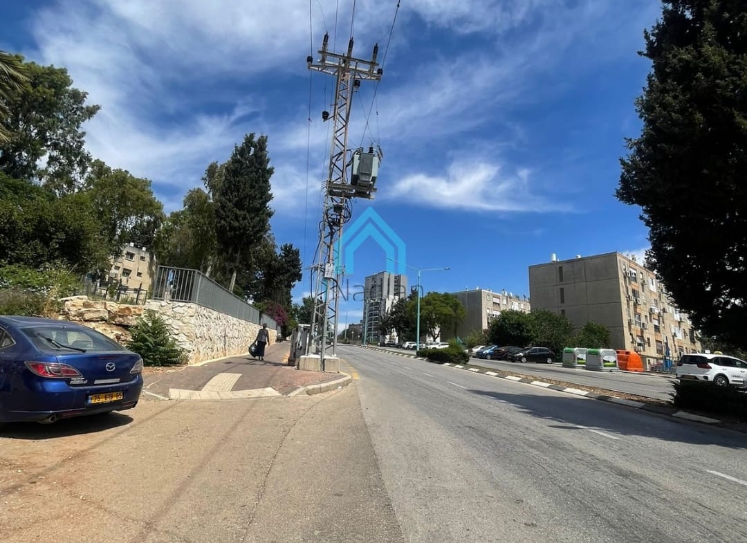 למכירה בנוף הגליל – חרוד